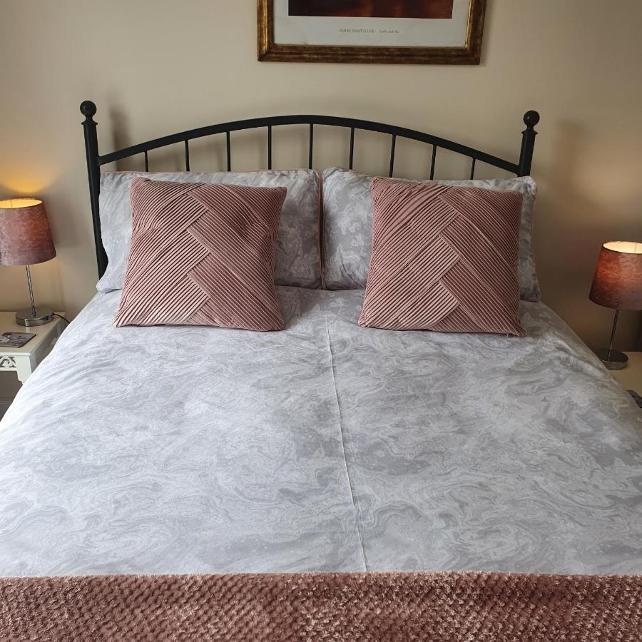 Pendyffryn Manor Bed & Breakfast Little Haven Εξωτερικό φωτογραφία