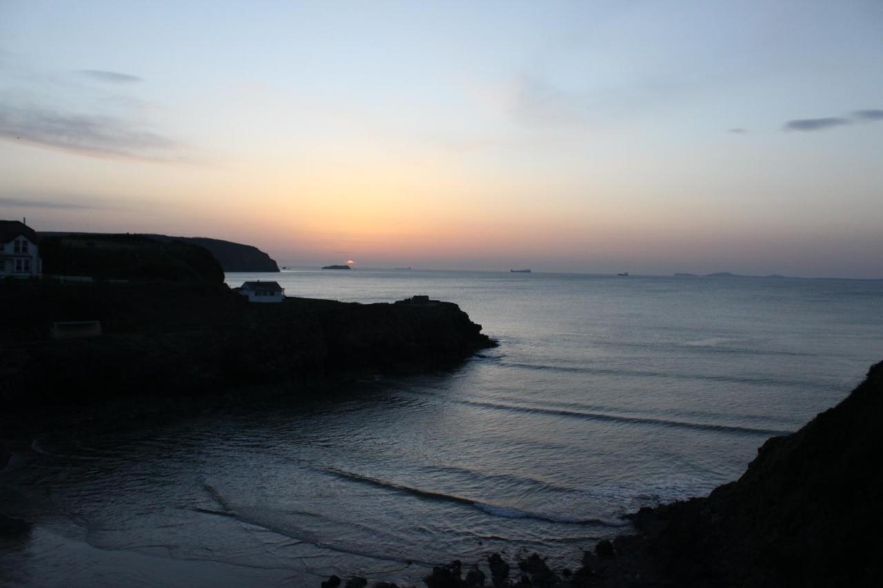 Pendyffryn Manor Bed & Breakfast Little Haven Εξωτερικό φωτογραφία