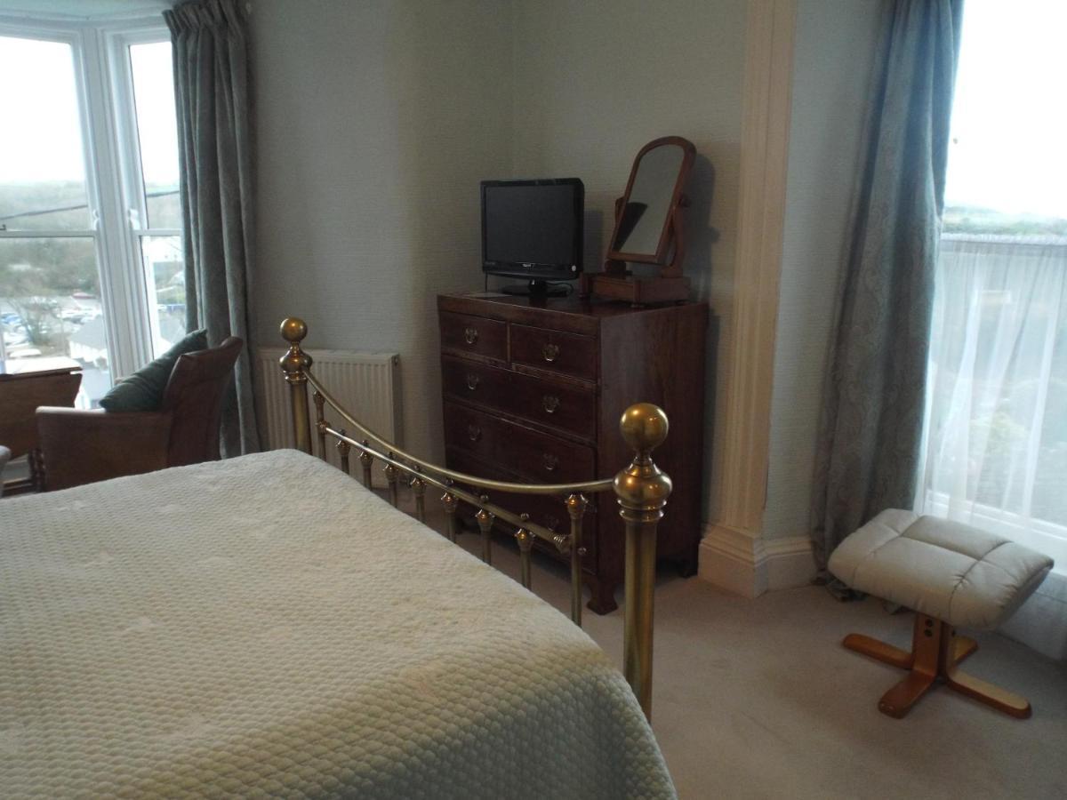 Pendyffryn Manor Bed & Breakfast Little Haven Εξωτερικό φωτογραφία